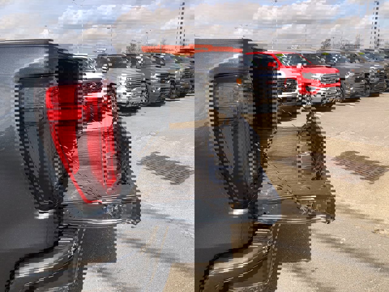 Used 2021 GMC Sierra 1500 Denali w/ Denali Ultimate Package image 33