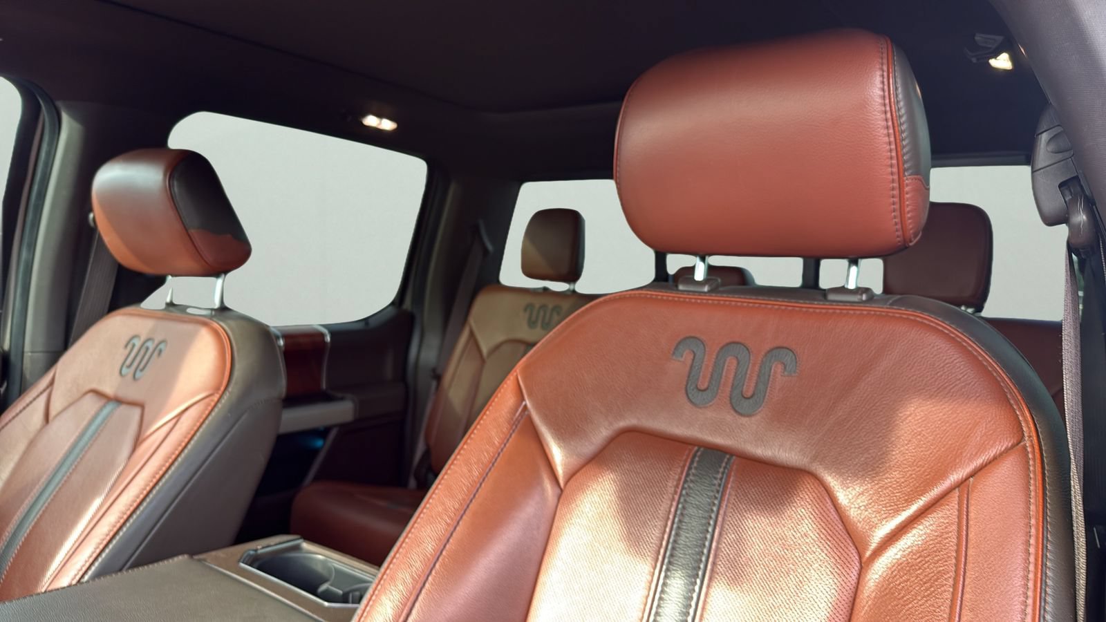 Used 2019 Ford F250 King Ranch w/ King Ranch Ultimate Package AWD/4WD image 9