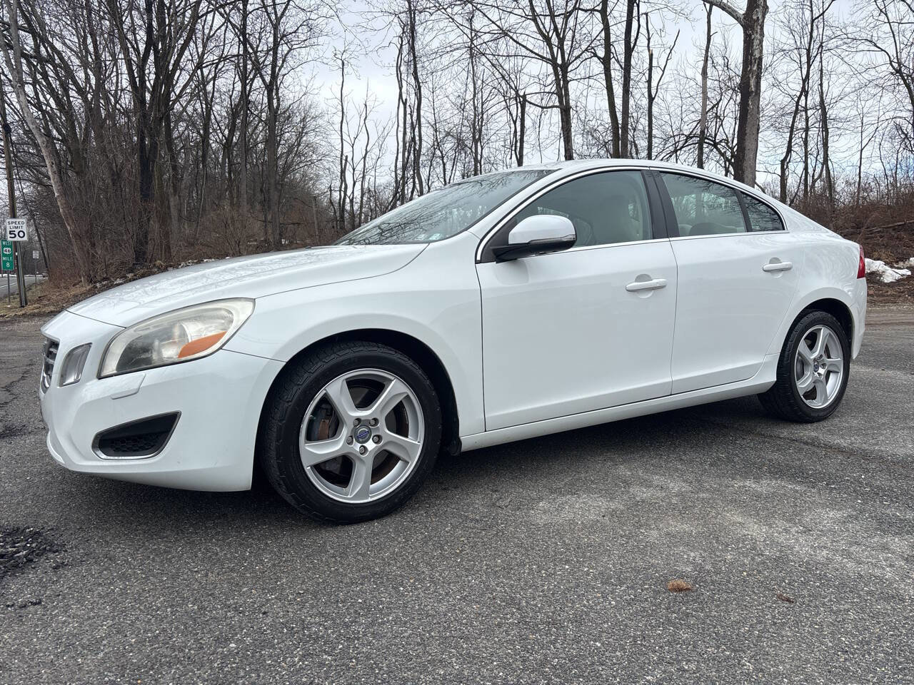 Used 2013 Volvo S60 T5 Premier image 3