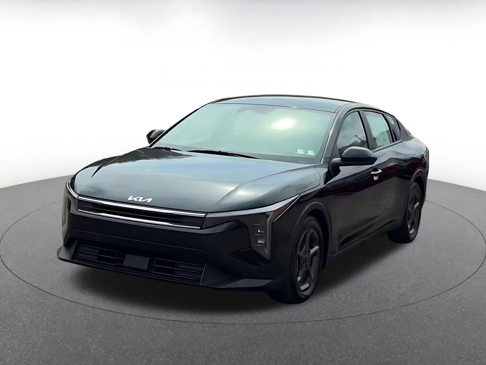 Used 2025 Kia K4 LXS image 7