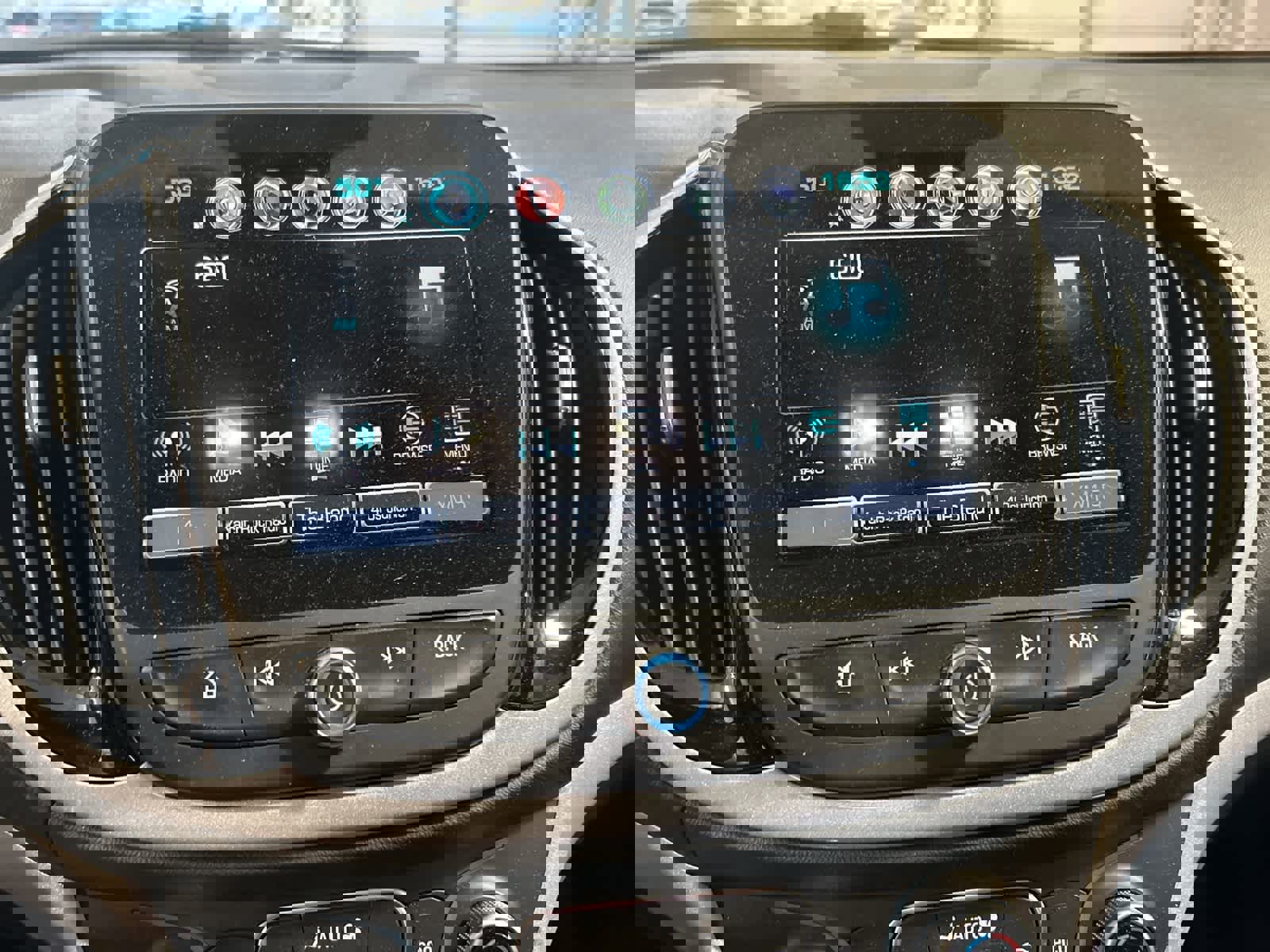 Used 2018 Chevrolet Volt LT w/ Comfort Package image 26