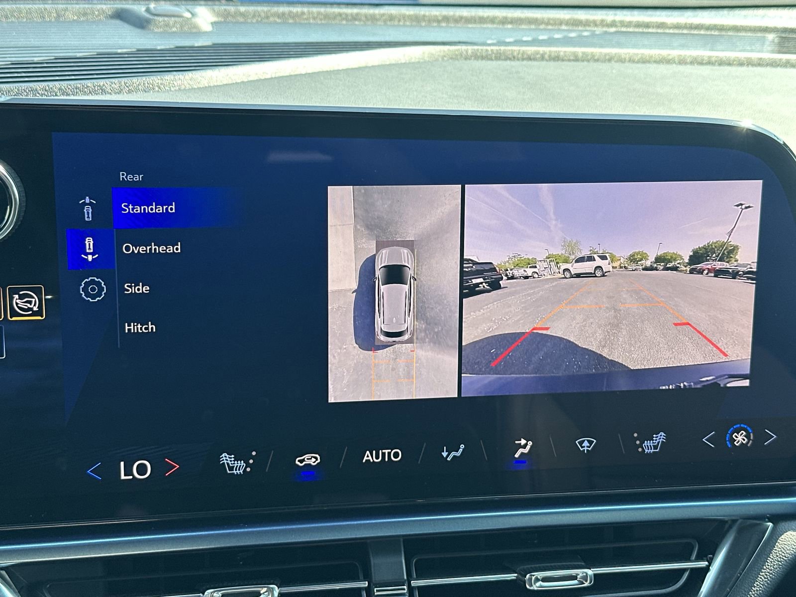Used 2025 Chevrolet Equinox EV LT w/ Convenience Package FWD image 27