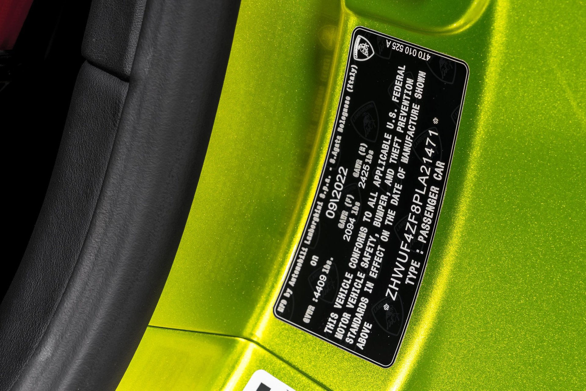 Used 2023 Lamborghini Huracan EVO image 11