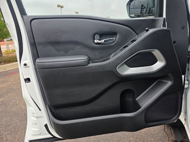 Used 2022 Nissan Frontier SV image 27