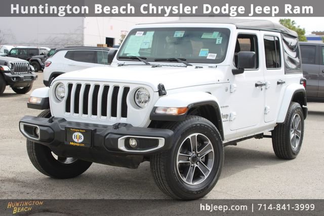 Used 2023 Jeep Wrangler Sahara image 7