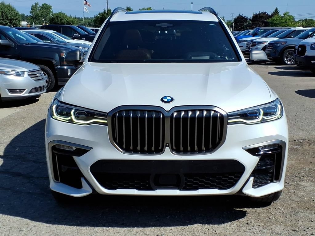 Used 2021 BMW X7 M50i AWD/4WD image 8