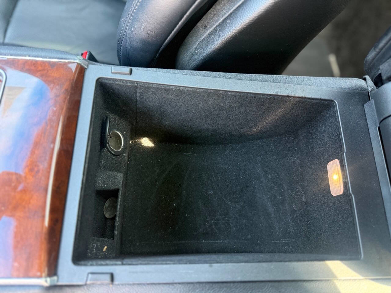 Used 2017 Lincoln Continental Reserve w/ Technology Package image 22