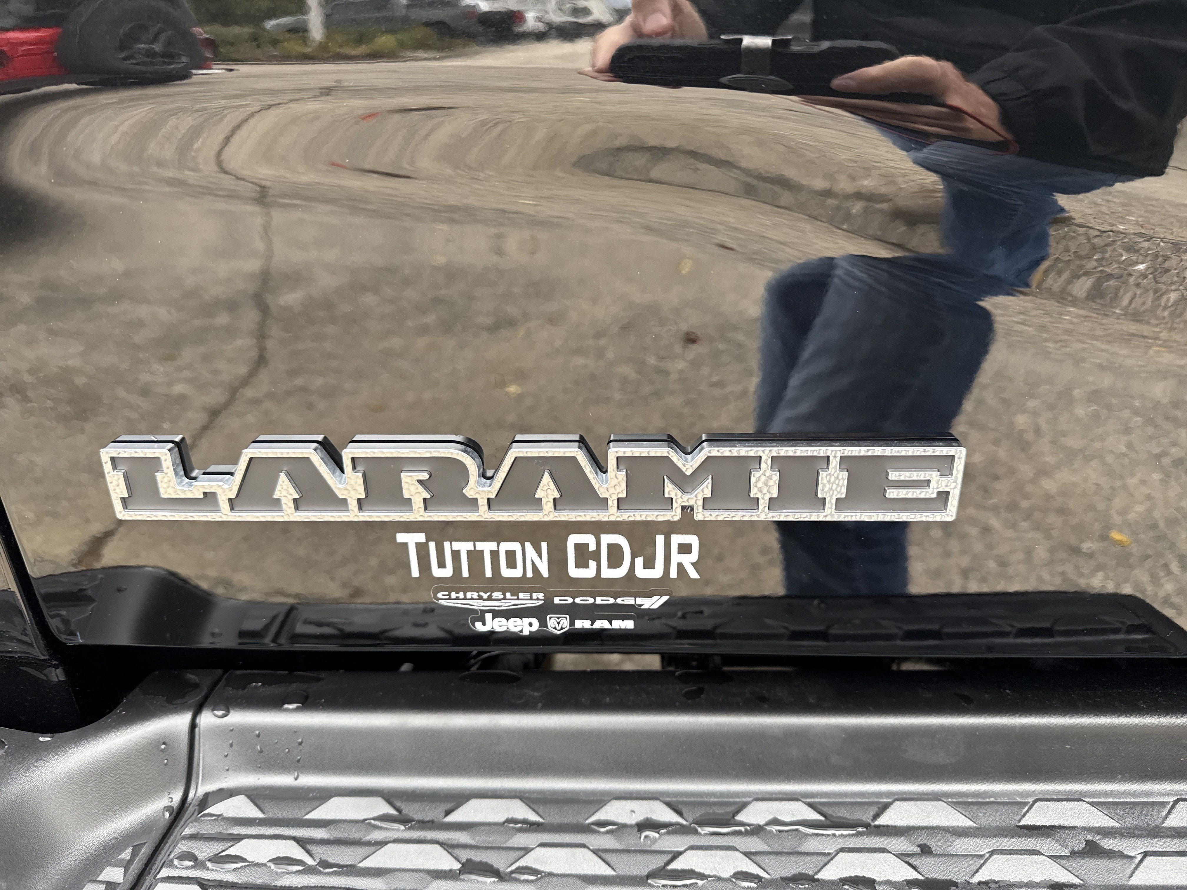 New 2025 RAM 2500 Laramie w/ Towing Technology Group AWD/4WD image 21