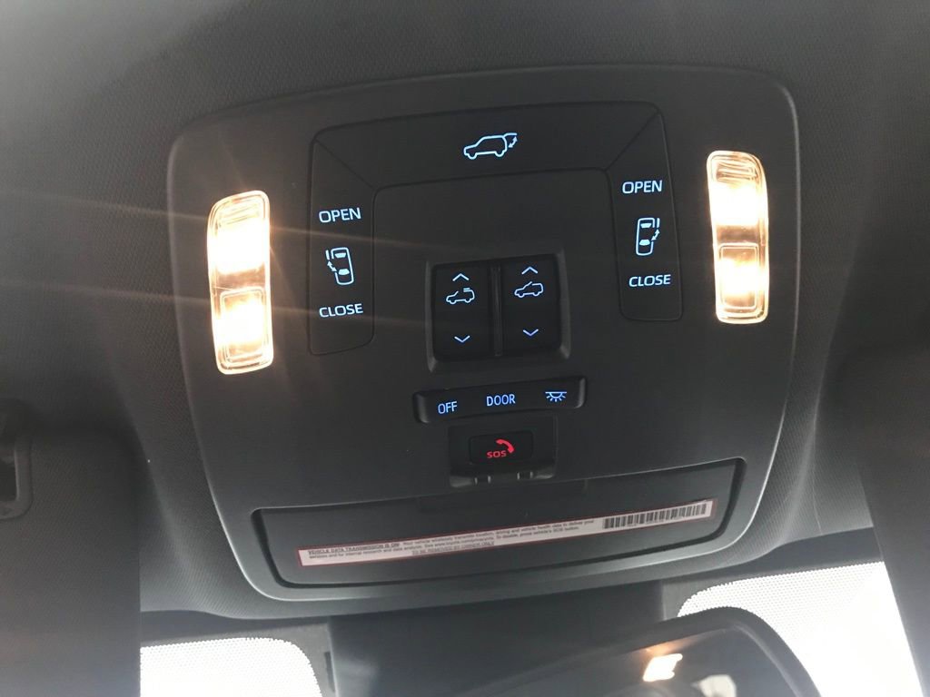 Used 2021 Toyota Sienna XSE image 24