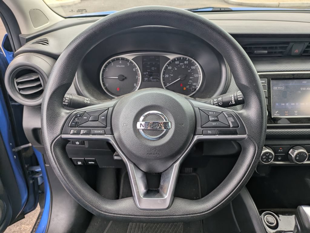 Used 2021 Nissan Kicks S FWD image 9