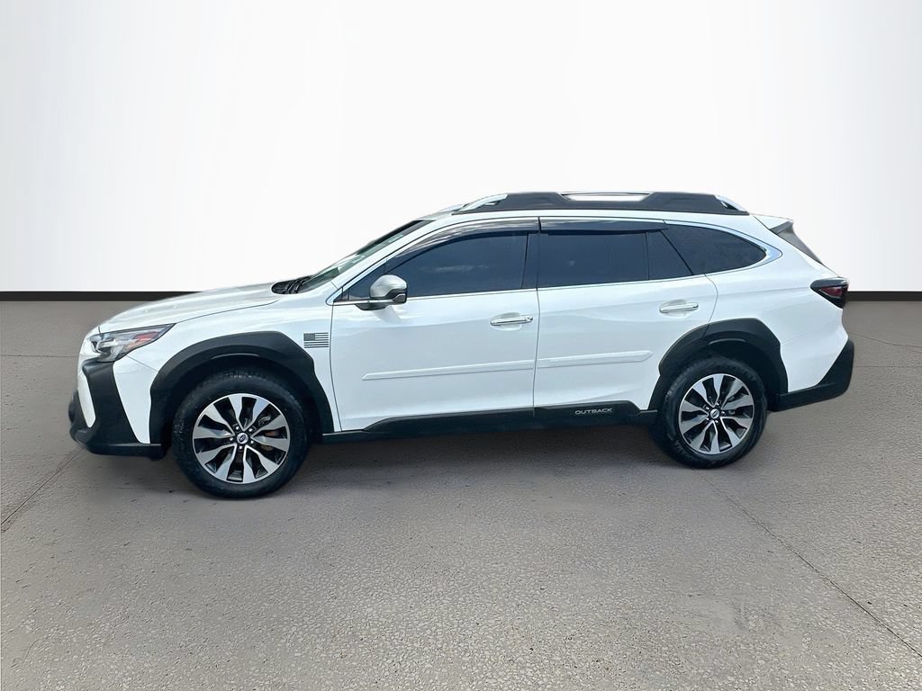 Used 2025 Subaru Outback Touring XT AWD/4WD image 4