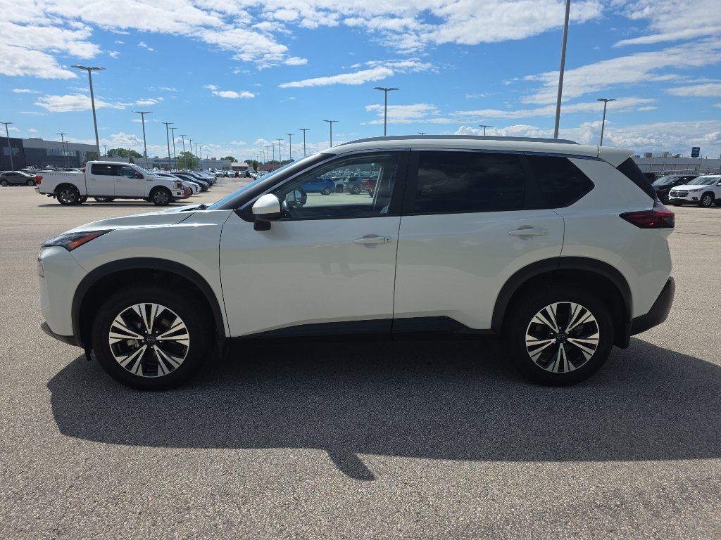 Certified 2023 Nissan Rogue SV w/ SV Premium B Package AWD/4WD image 9