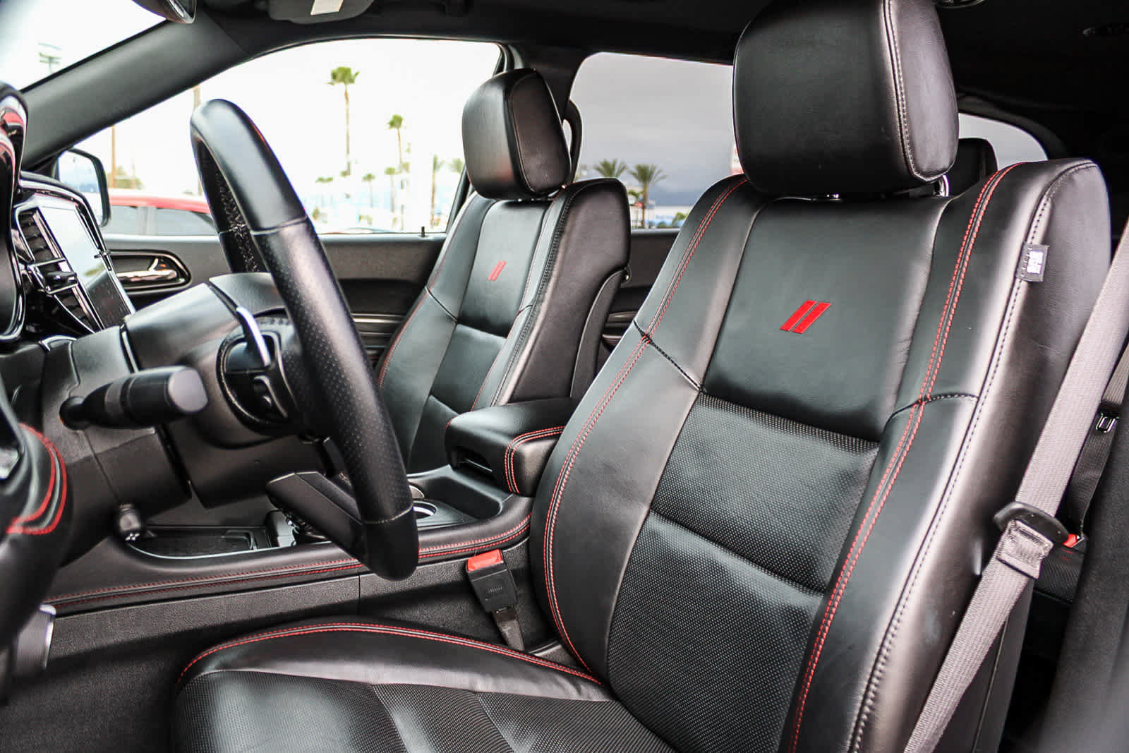 Used 2025 Dodge Durango GT AWD/4WD image 17