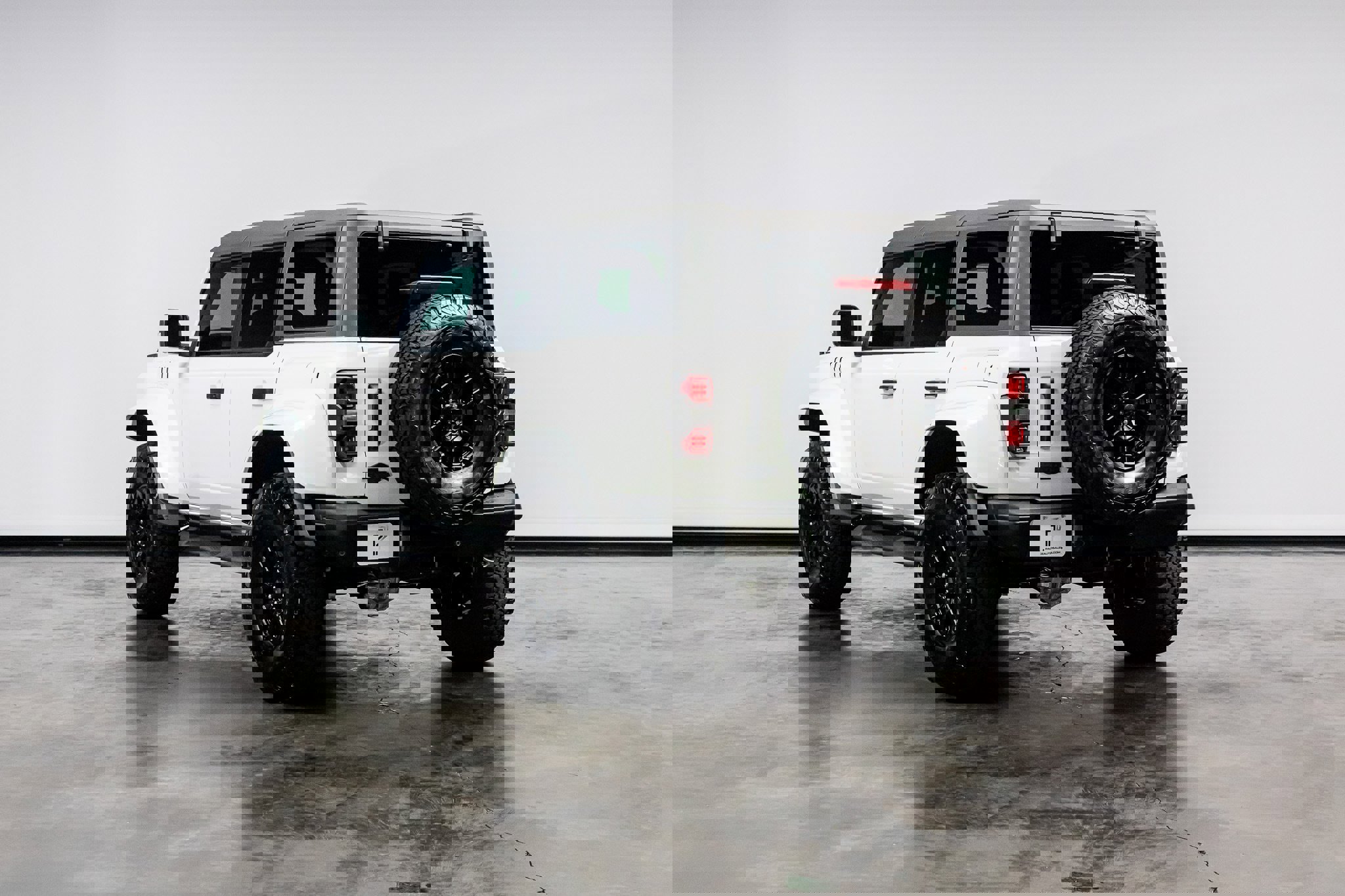 Used 2024 Ford Bronco Raptor w/ Interior Carbon Fiber Pack 6 image 13