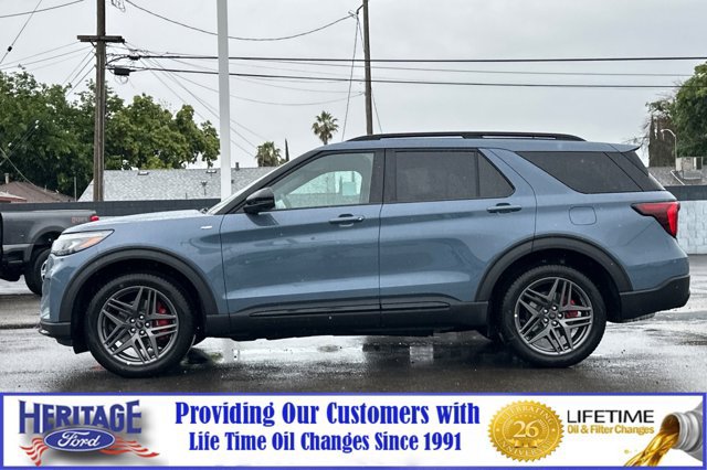 New 2026 Ford Explorer ST-Line w/ ST-Line Street Pack AWD/4WD image 7