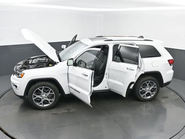 Used 2021 Jeep Grand Cherokee Limited image 61