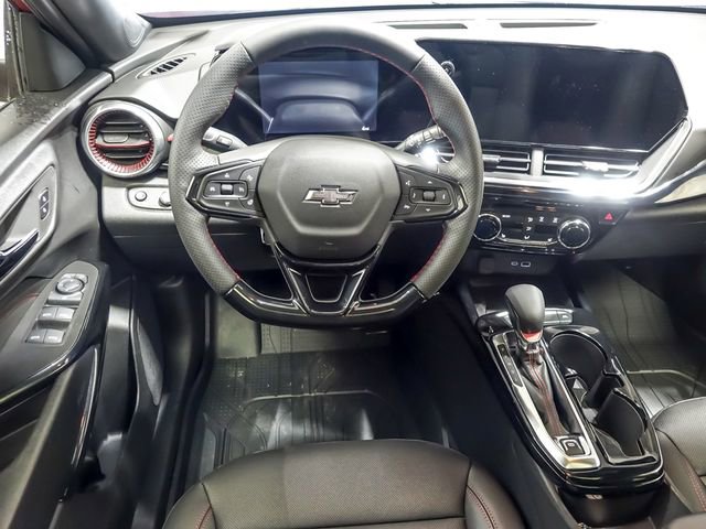 New 2026 Chevrolet Trax RS w/ Sunroof Package FWD image 13
