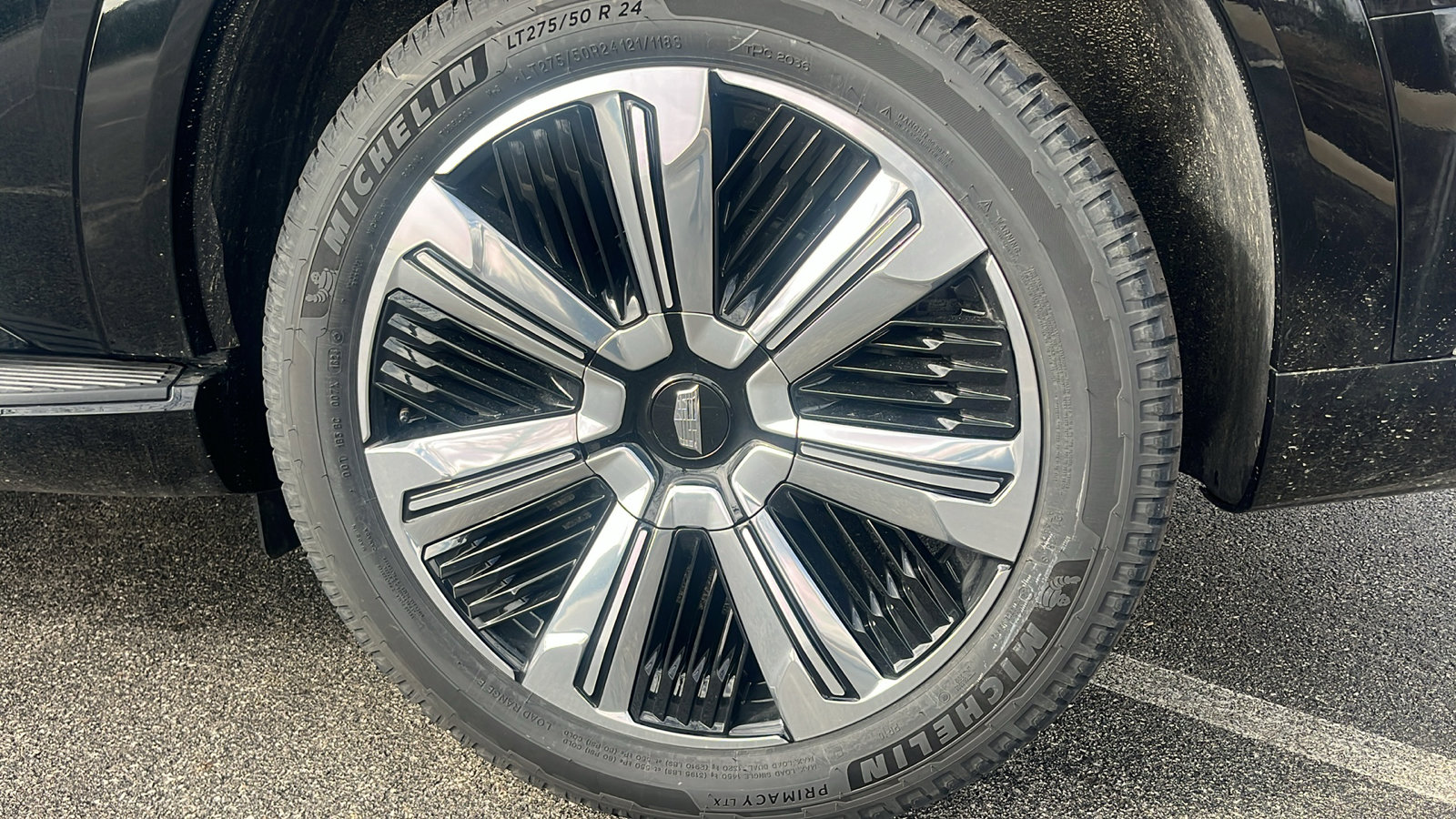 New 2025 Cadillac Escalade IQ Luxury 2 image 42