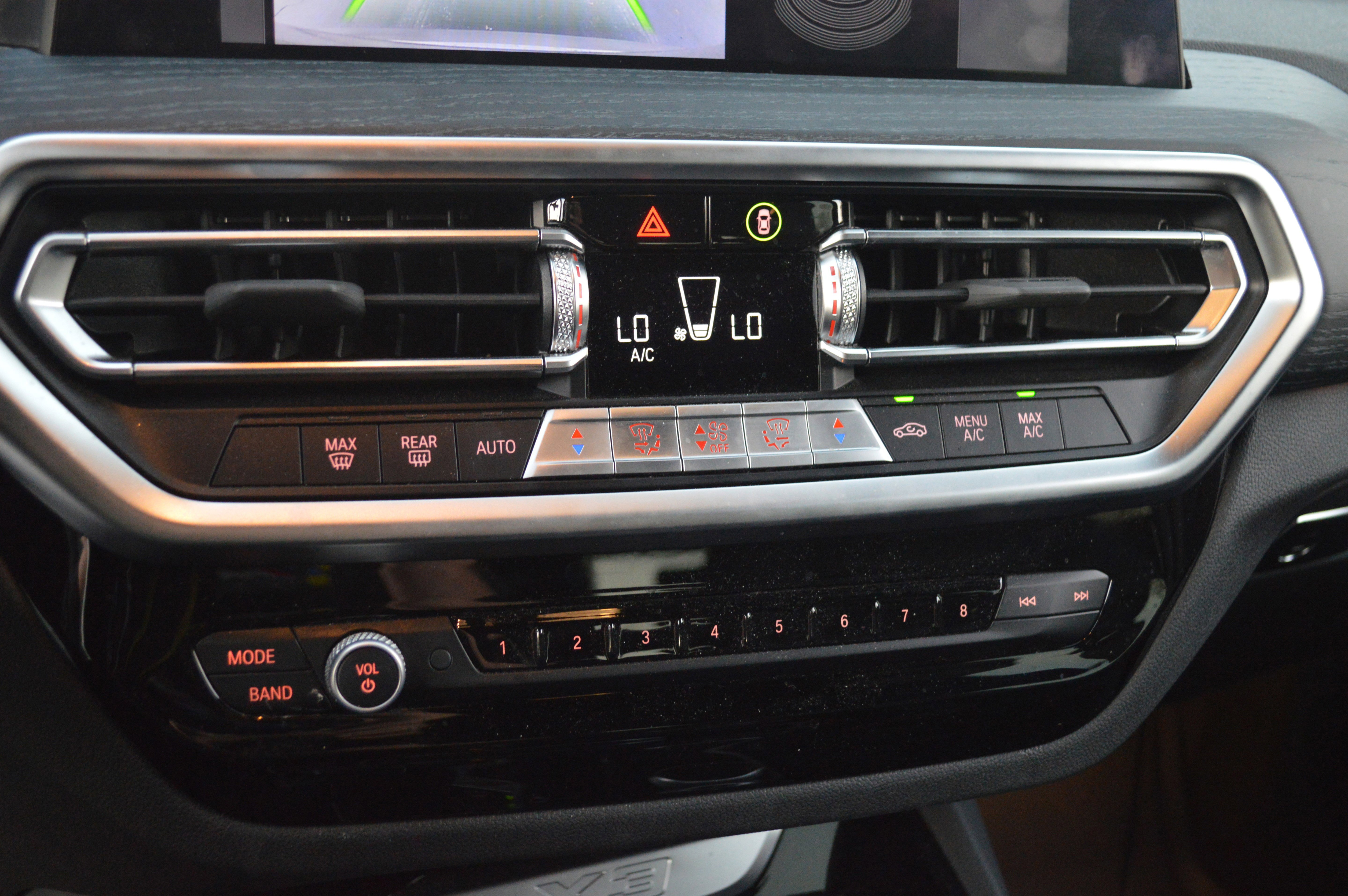 Certified 2023 BMW X3 xDrive30i w/ Convenience Package image 23