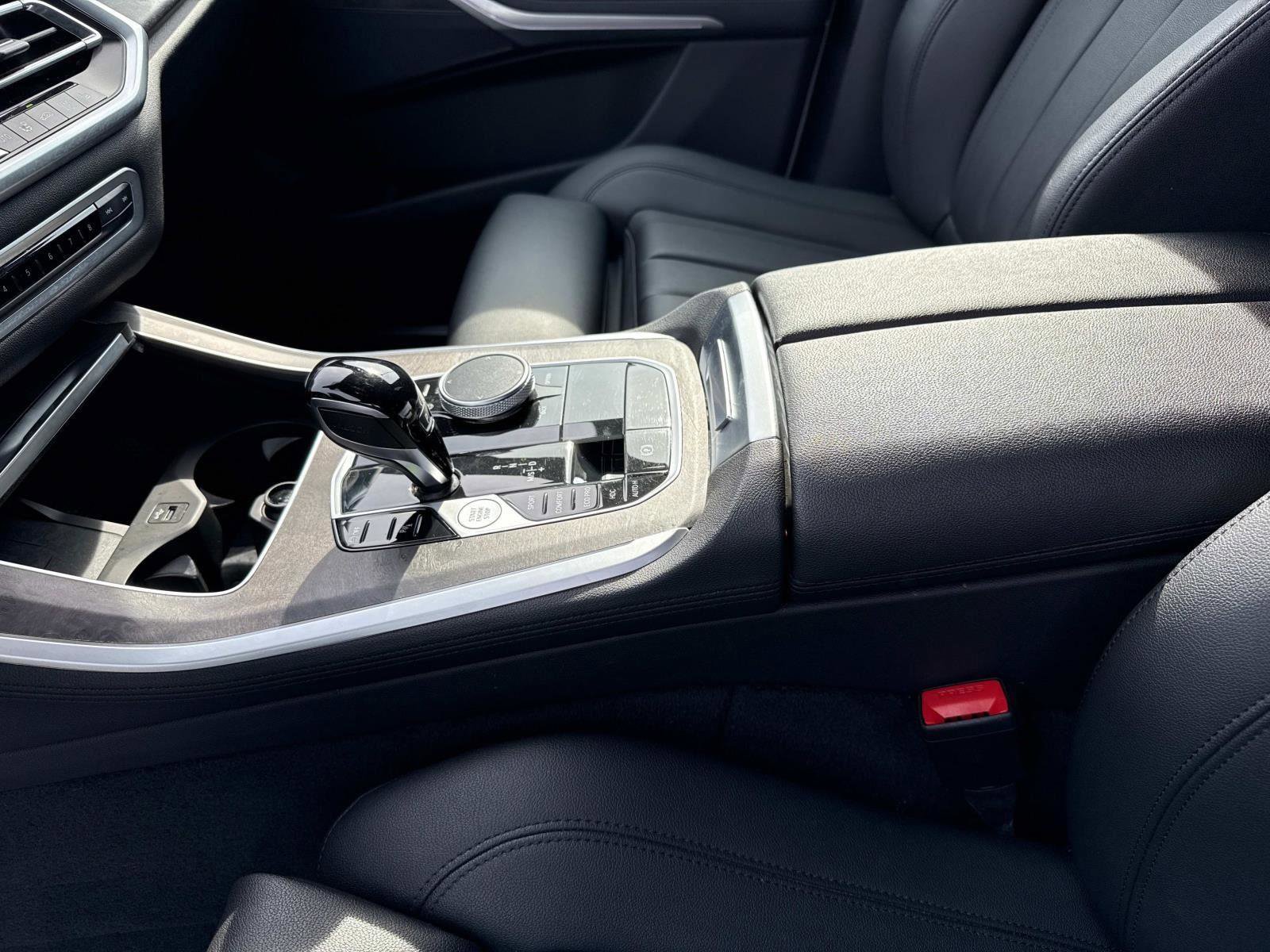 Used 2022 BMW X5 xDrive40i image 14