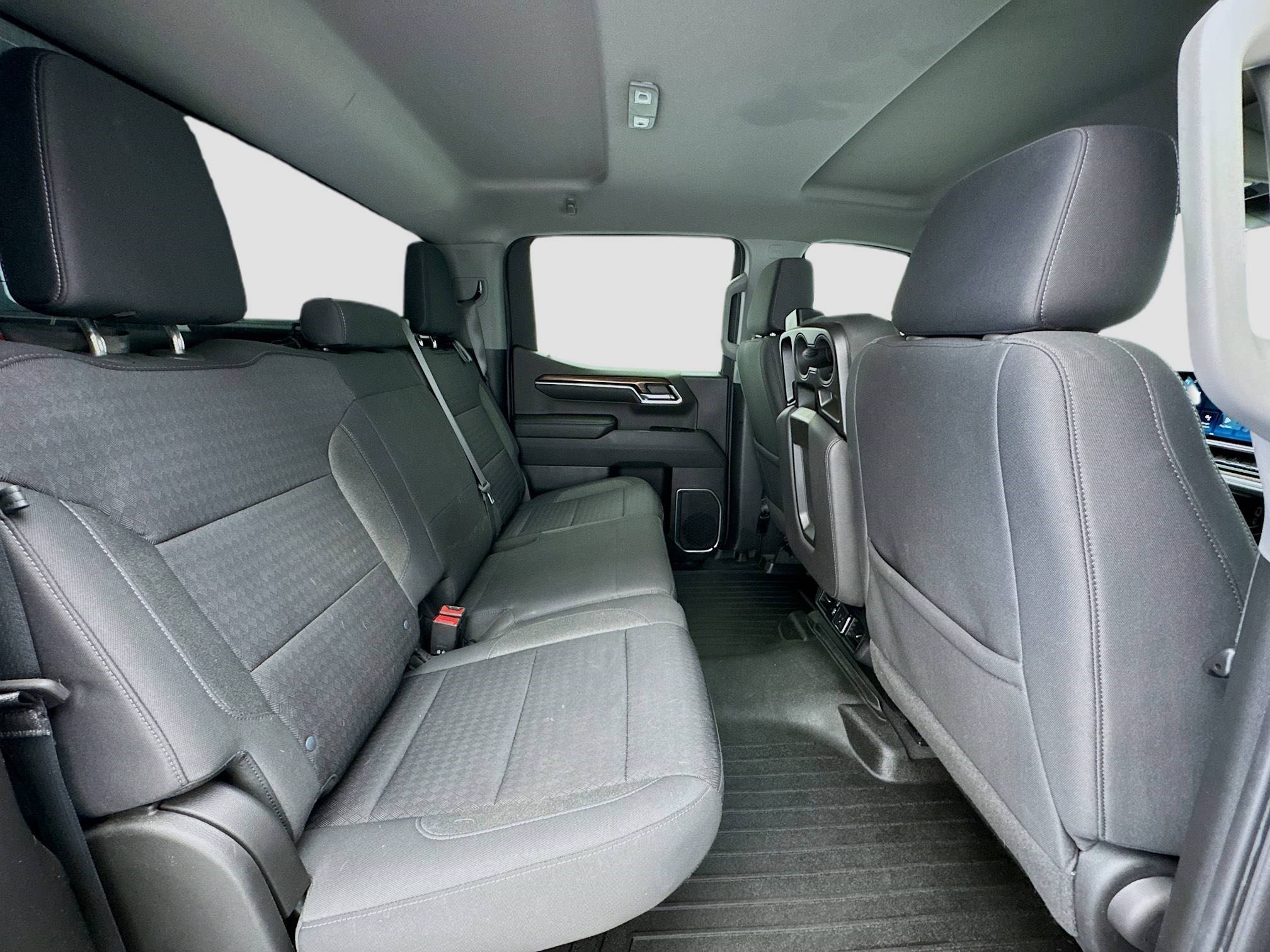 Used 2022 Chevrolet Silverado 1500 RST w/ Z71 Off-Road Package image 18