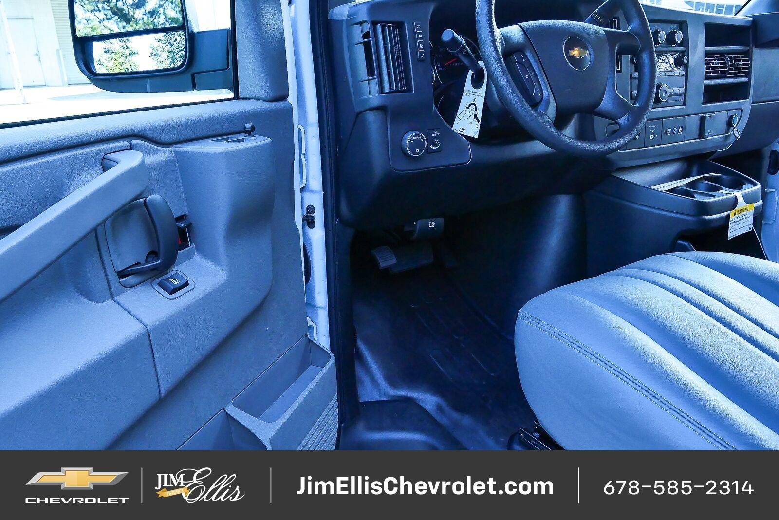 New 2025 Chevrolet Express 2500 w/ Driver Convenience Package RWD image 7