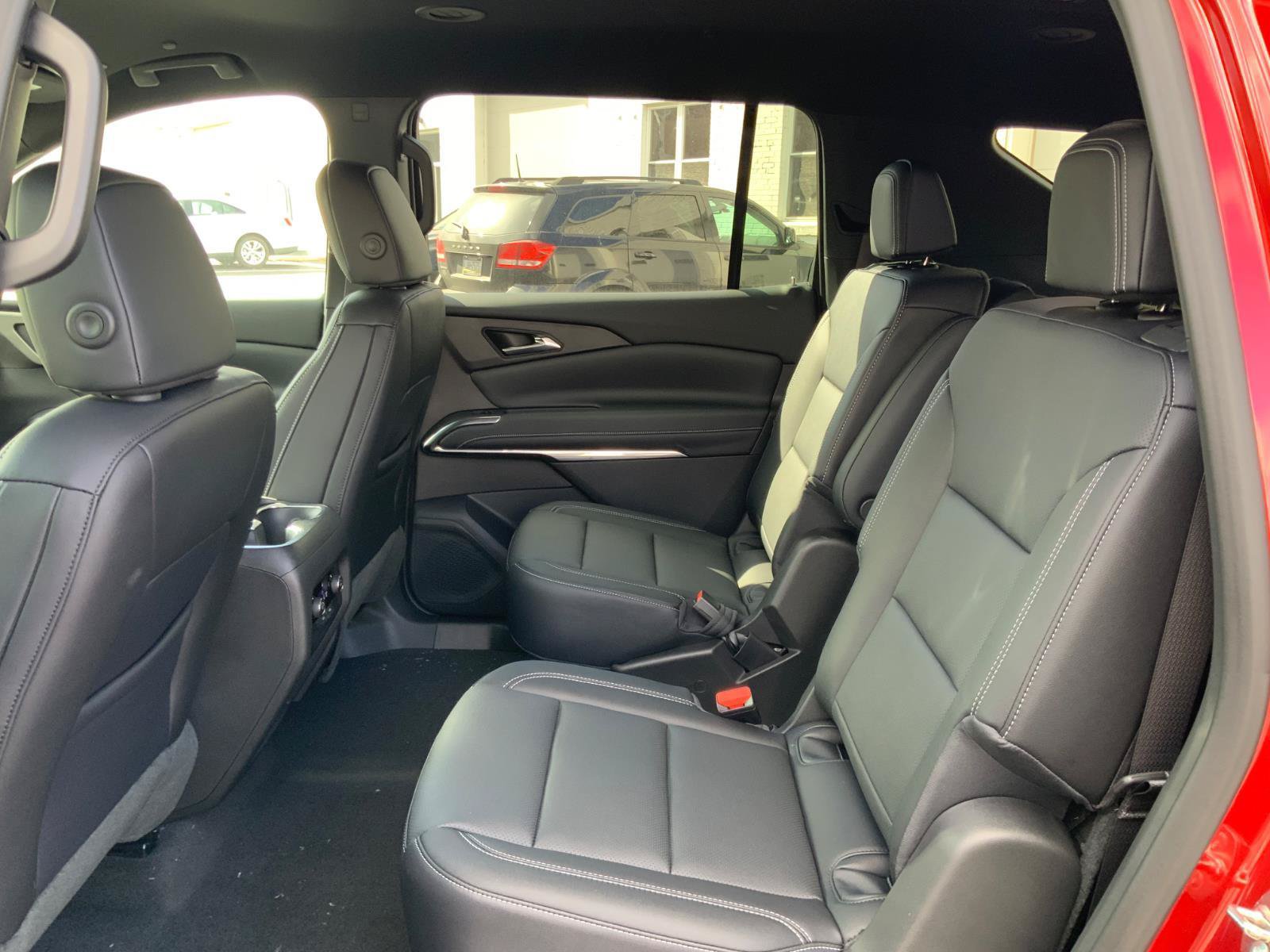 New 2026 Chevrolet Traverse LT w/ LPO, Floor Liner Package AWD/4WD image 11