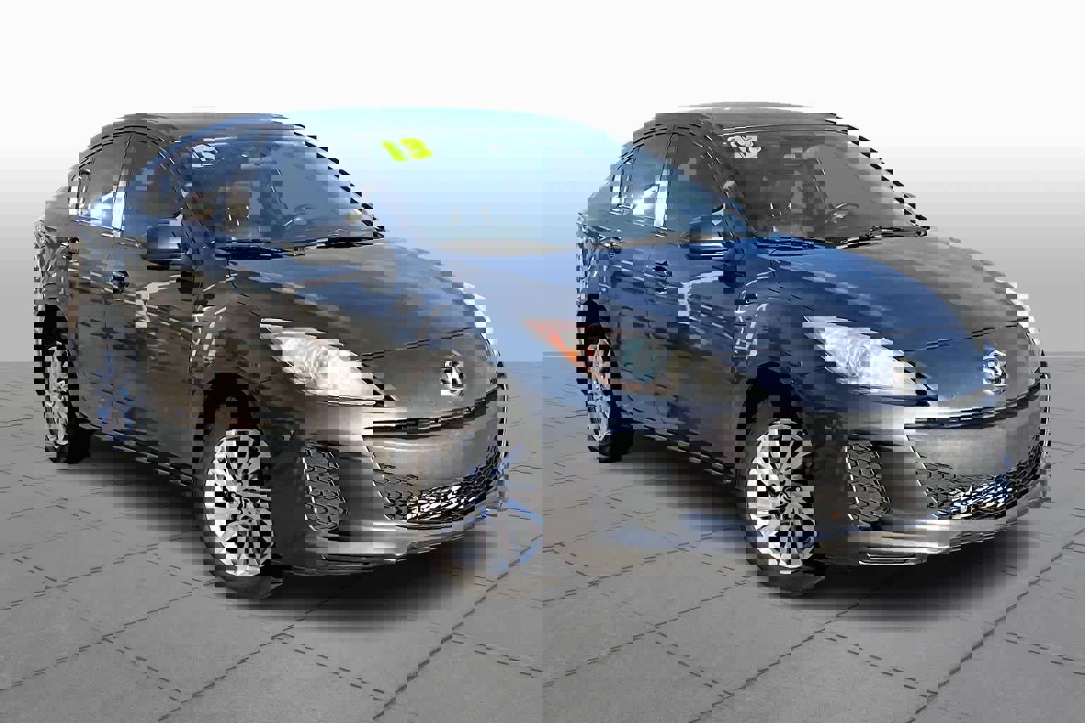 Used 2013 MAZDA MAZDA3 i Grand Touring image 3