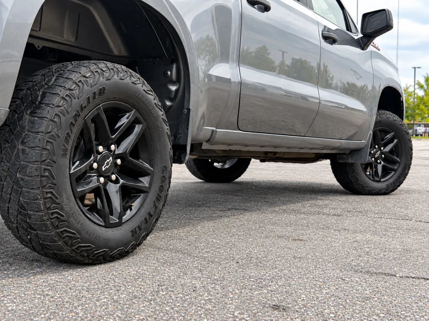 Used 2021 Chevrolet Silverado 1500 Custom Trail Boss AWD/4WD image 9