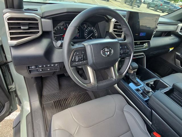 Used 2026 Toyota Tundra SR5 w/ SR5 Premium Package AWD/4WD image 16