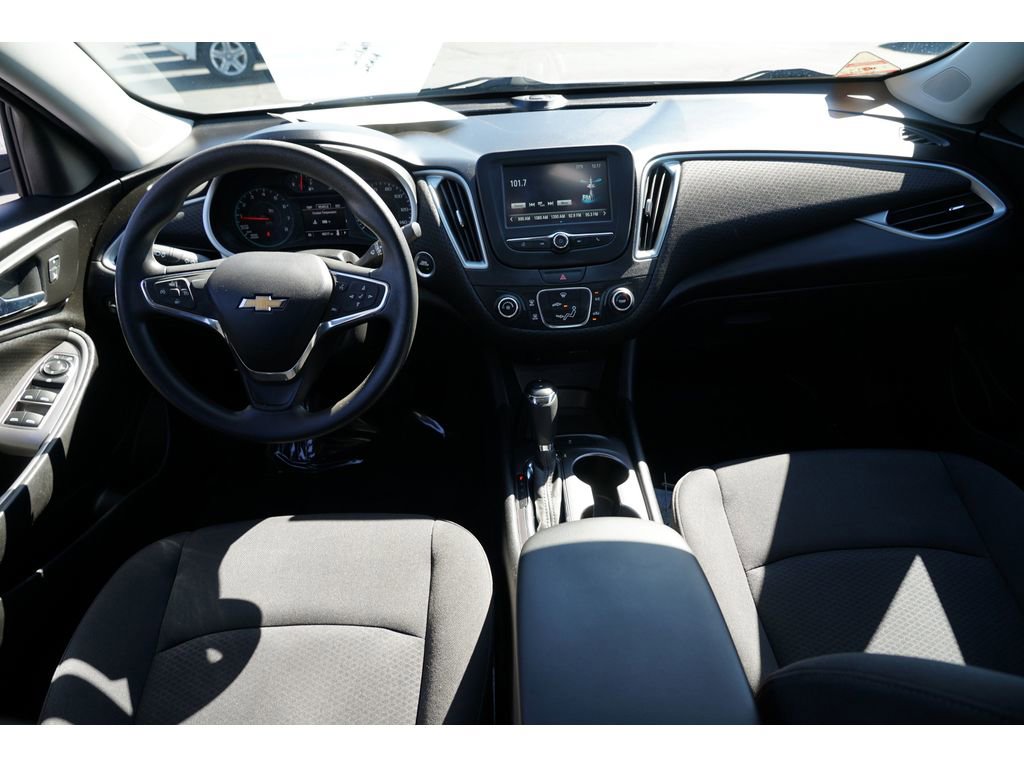 Used 2018 Chevrolet Malibu LS image 26