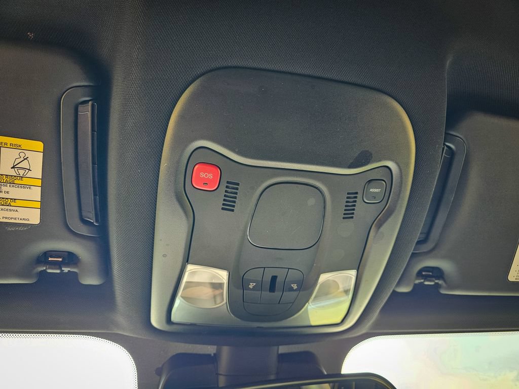 Used 2022 Jeep Renegade Altitude AWD/4WD image 27