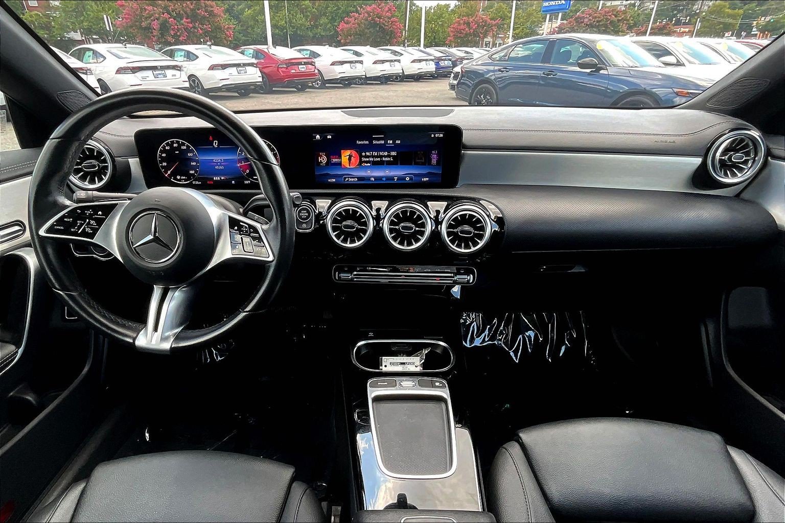 Used 2025 Mercedes-Benz CLA 250 image 15