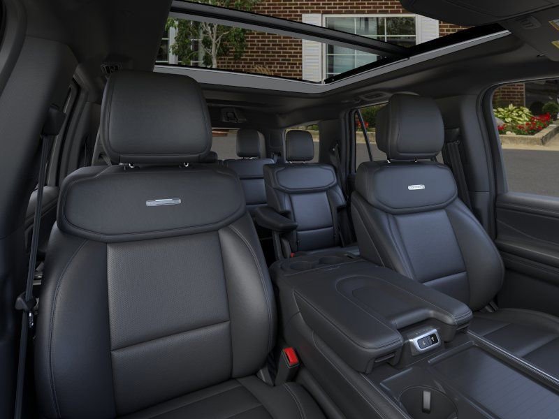 New 2026 Ford Expedition Platinum w/ Stealth Appearance Package AWD/4WD image 10