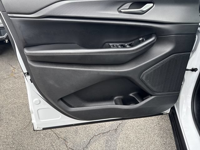 Used 2023 Jeep Grand Cherokee L Laredo AWD/4WD image 15