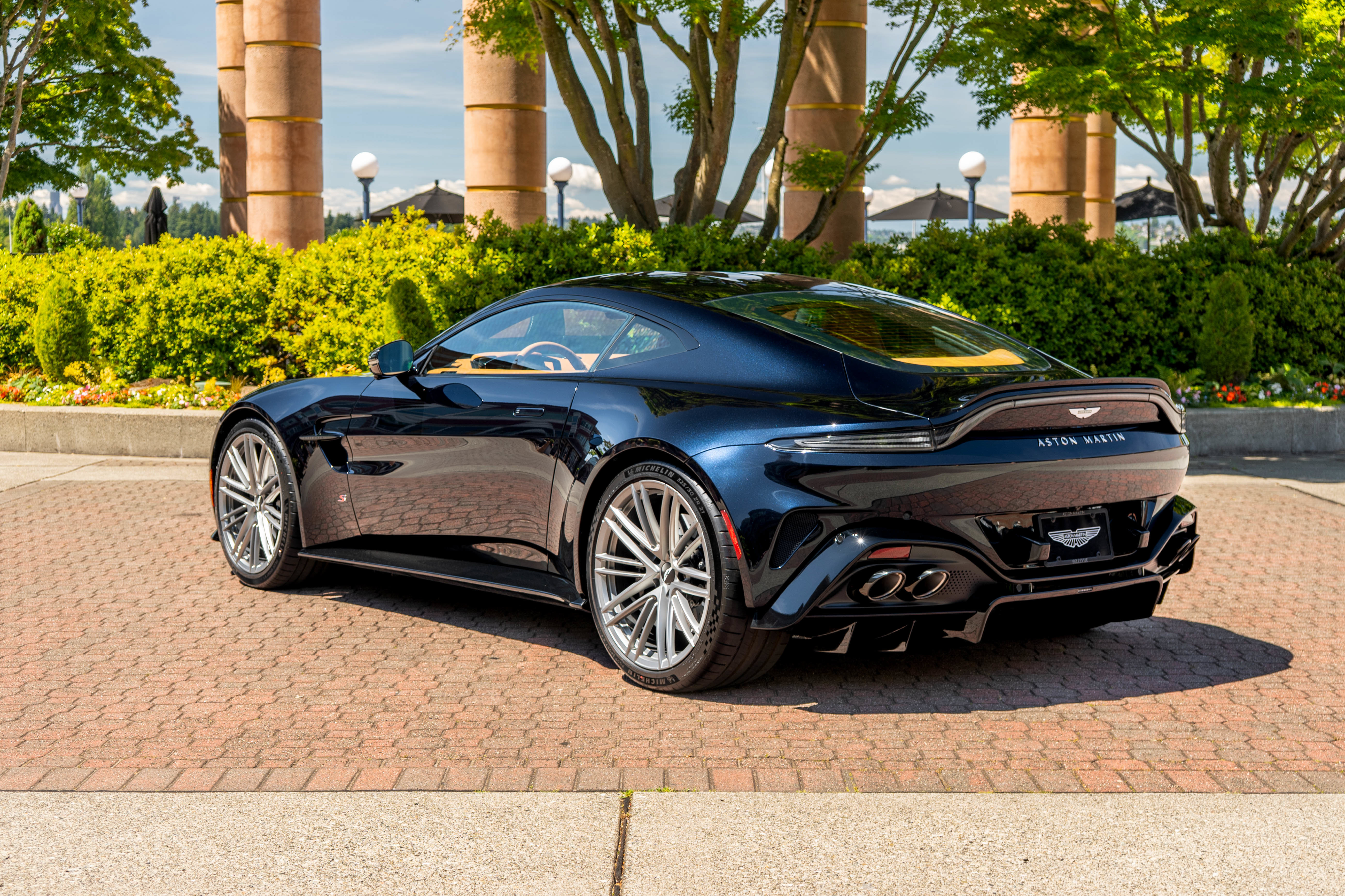 New 2026 Aston Martin V8 Vantage S RWD image 2
