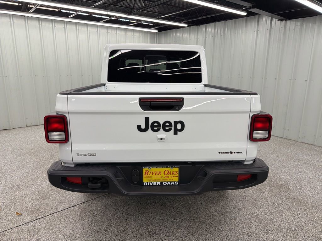 New 2026 Jeep Gladiator Sport image 5