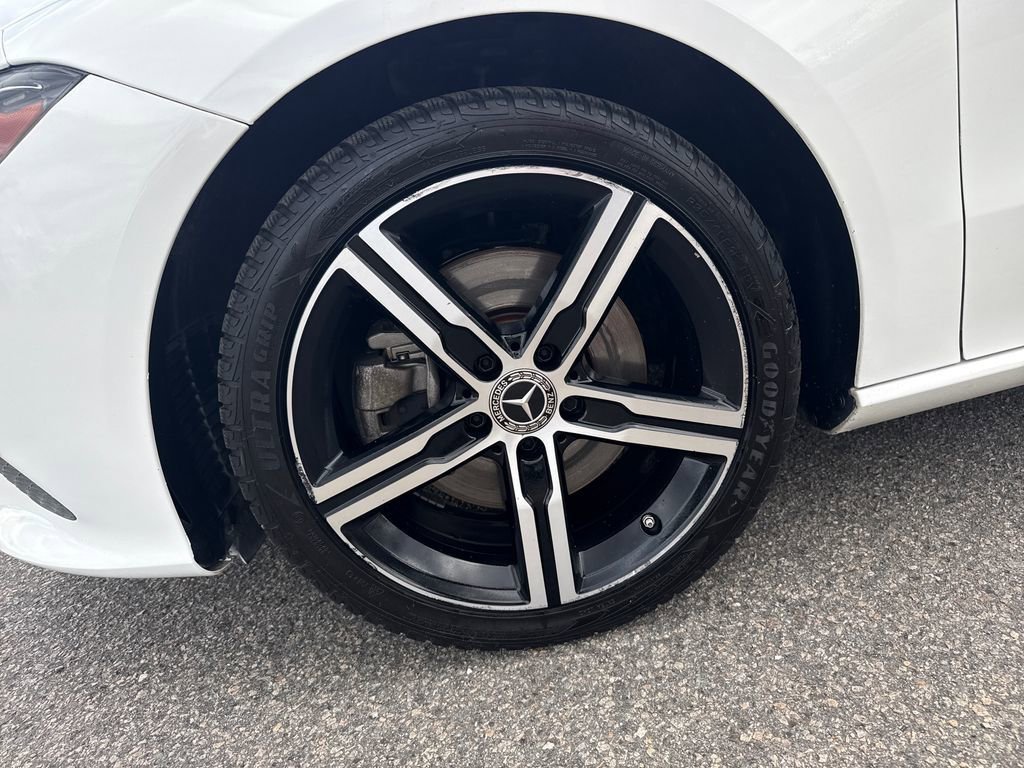Used 2021 Mercedes-Benz CLA 250 image 29