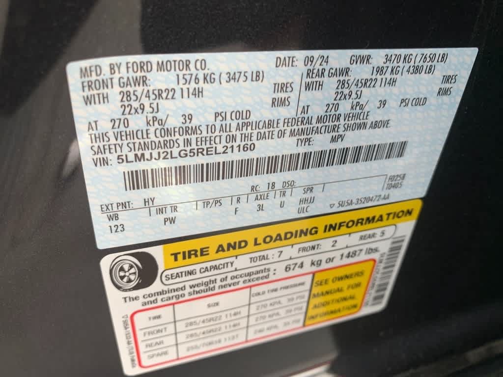 Used 2024 Lincoln Navigator Reserve AWD/4WD image 30