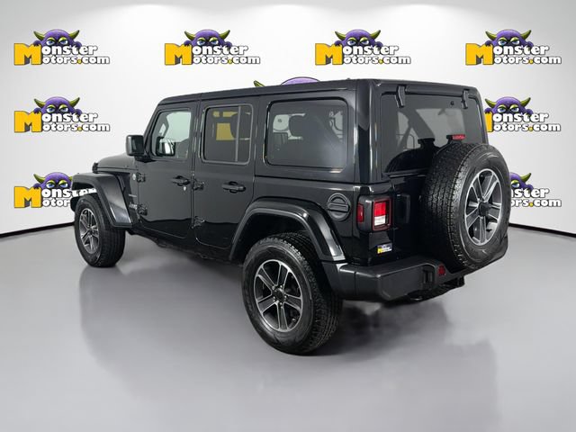 Used 2023 Jeep Wrangler Unlimited Sahara w/ Cold Weather Group AWD/4WD image 7