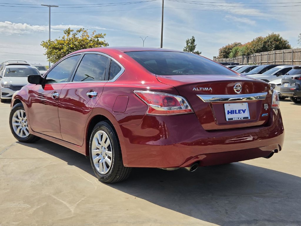 Used 2014 Nissan Altima 2.5 S FWD image 3