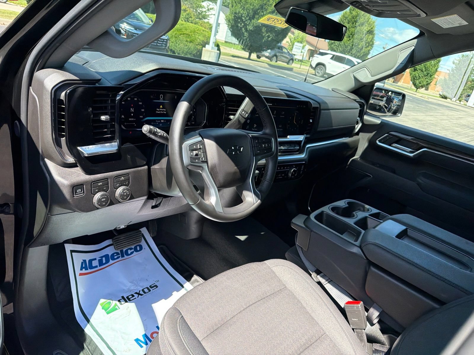 Certified 2026 Chevrolet Silverado 1500 RST AWD/4WD image 10