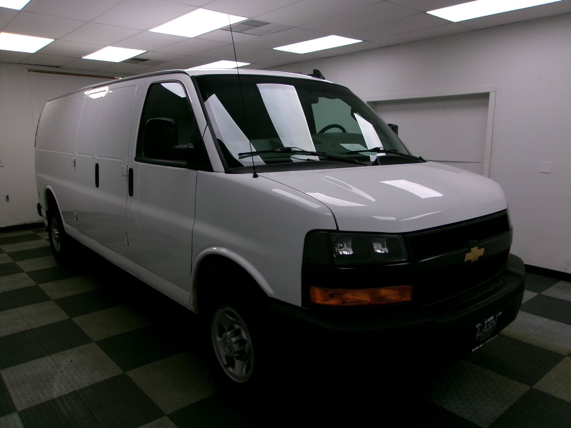 Used 2024 Chevrolet Express 3500 Extended w/ Driver Convenience Package RWD image 14