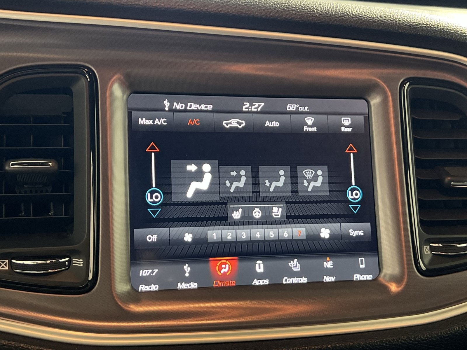 Used 2019 Dodge Challenger R/T Scat Pack w/ Dynamics Package RWD image 21