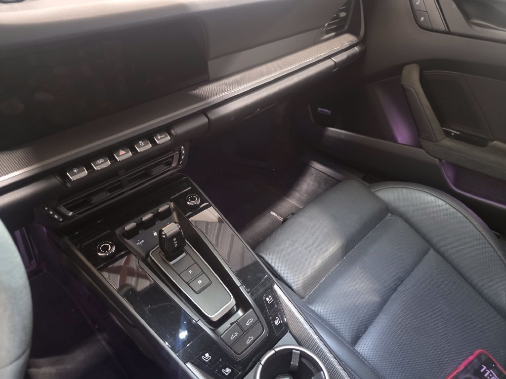 Certified 2024 Porsche 911 Carrera 4 GTS AWD/4WD image 30