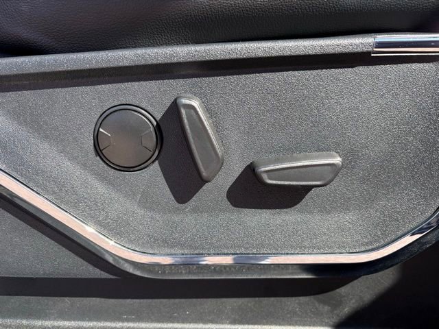 Used 2024 Ford F250 Lariat image 41