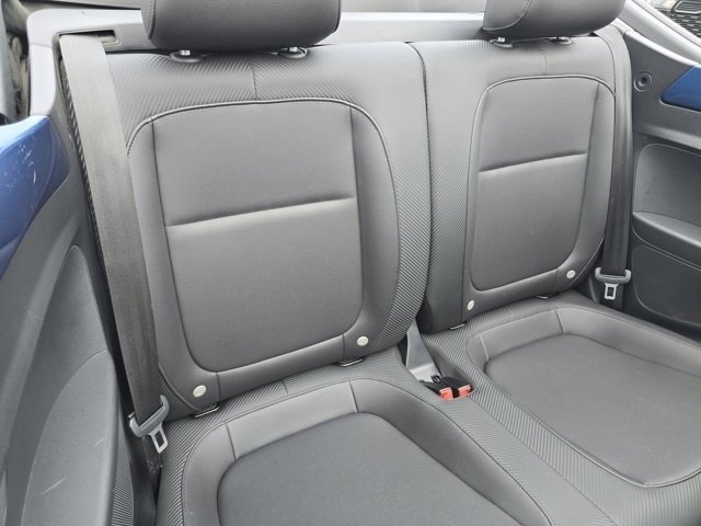 Used 2018 Volkswagen Beetle 2.0T S image 27