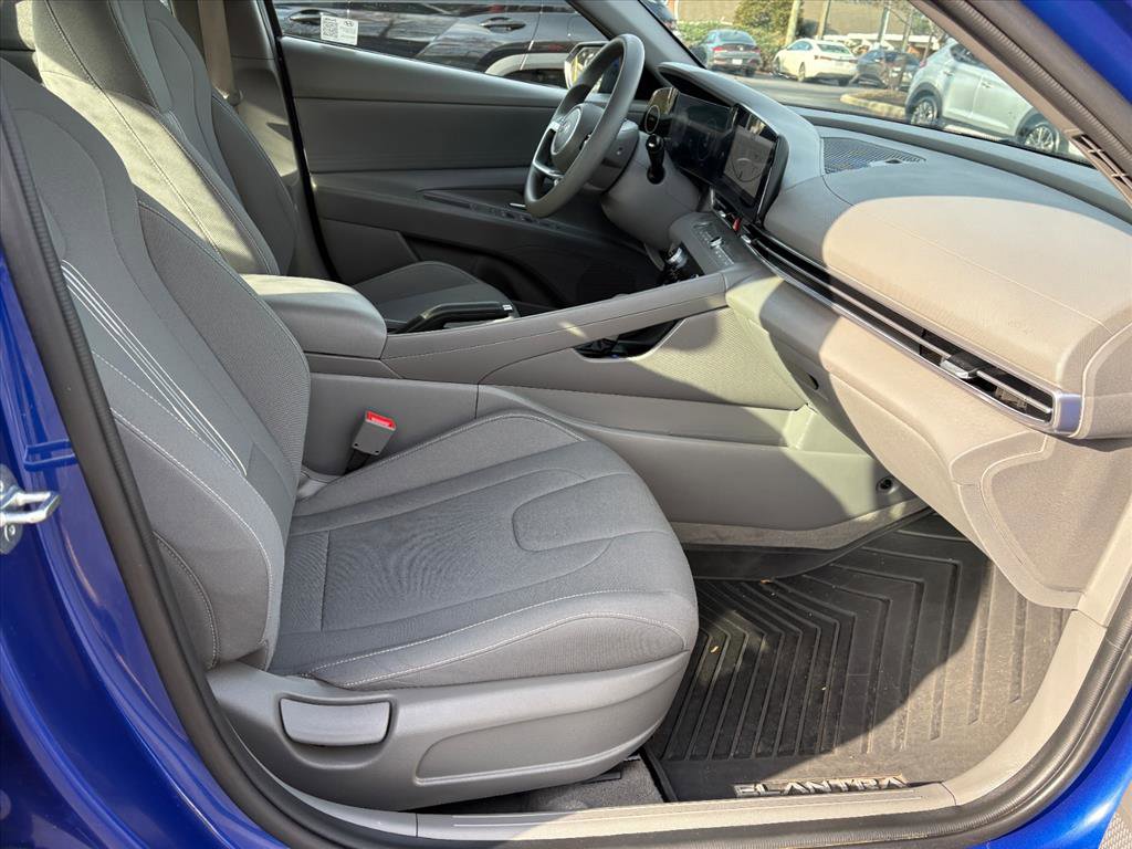 Certified 2024 Hyundai Elantra SEL image 15