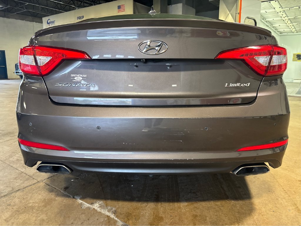 Used 2017 Hyundai Sonata Limited w/ Ultimate Package 04 FWD image 16