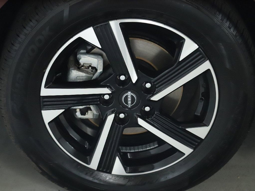 Certified 2024 Nissan Sentra SV w/ All-Weather Package FWD image 39